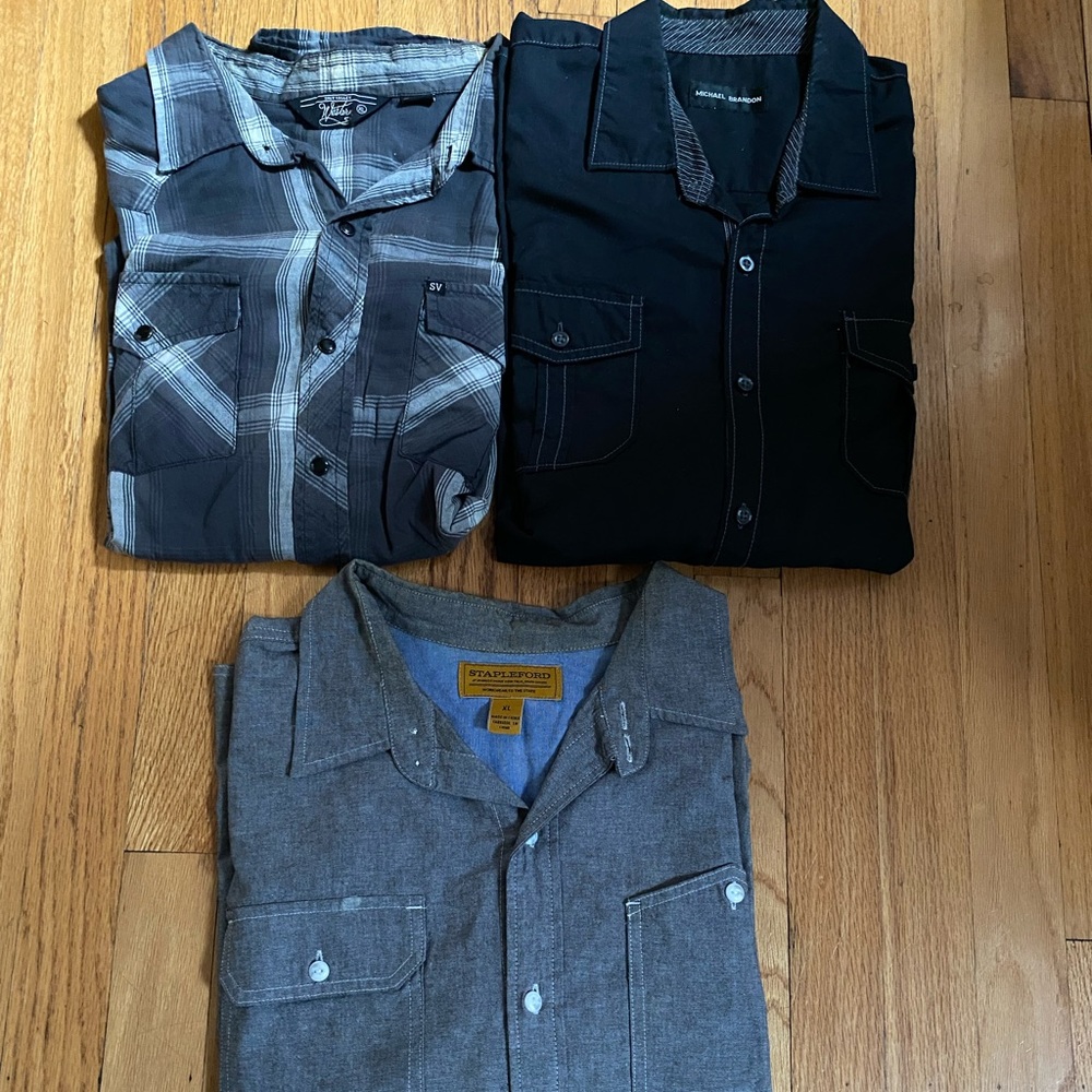 Lot of 3 XL long sleeve button ups.